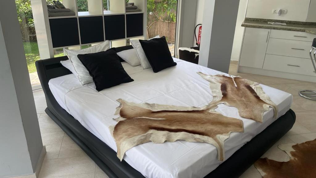 Luxury Villa With Swimming Pool And Jacuzzi Marbella Kültér fotó