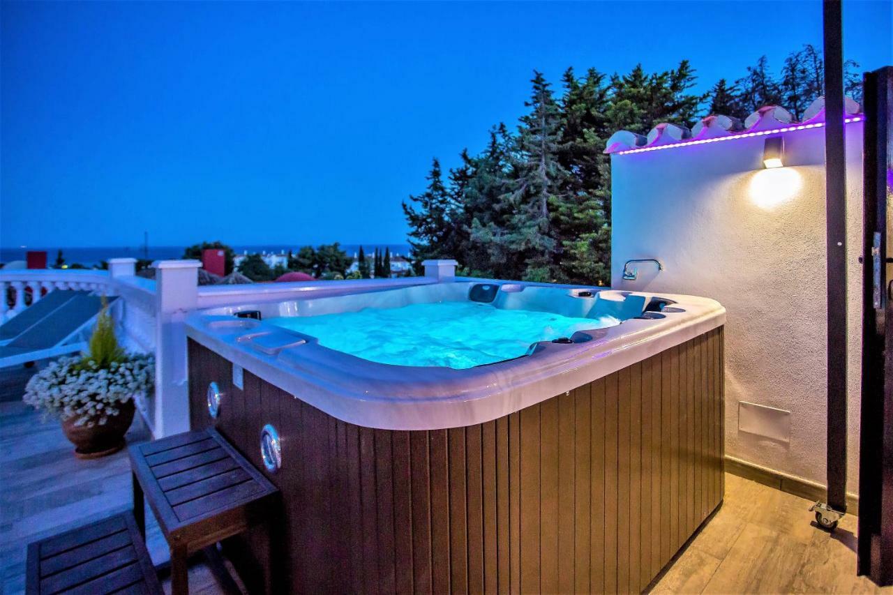 Luxury Villa With Swimming Pool And Jacuzzi Marbella Kültér fotó