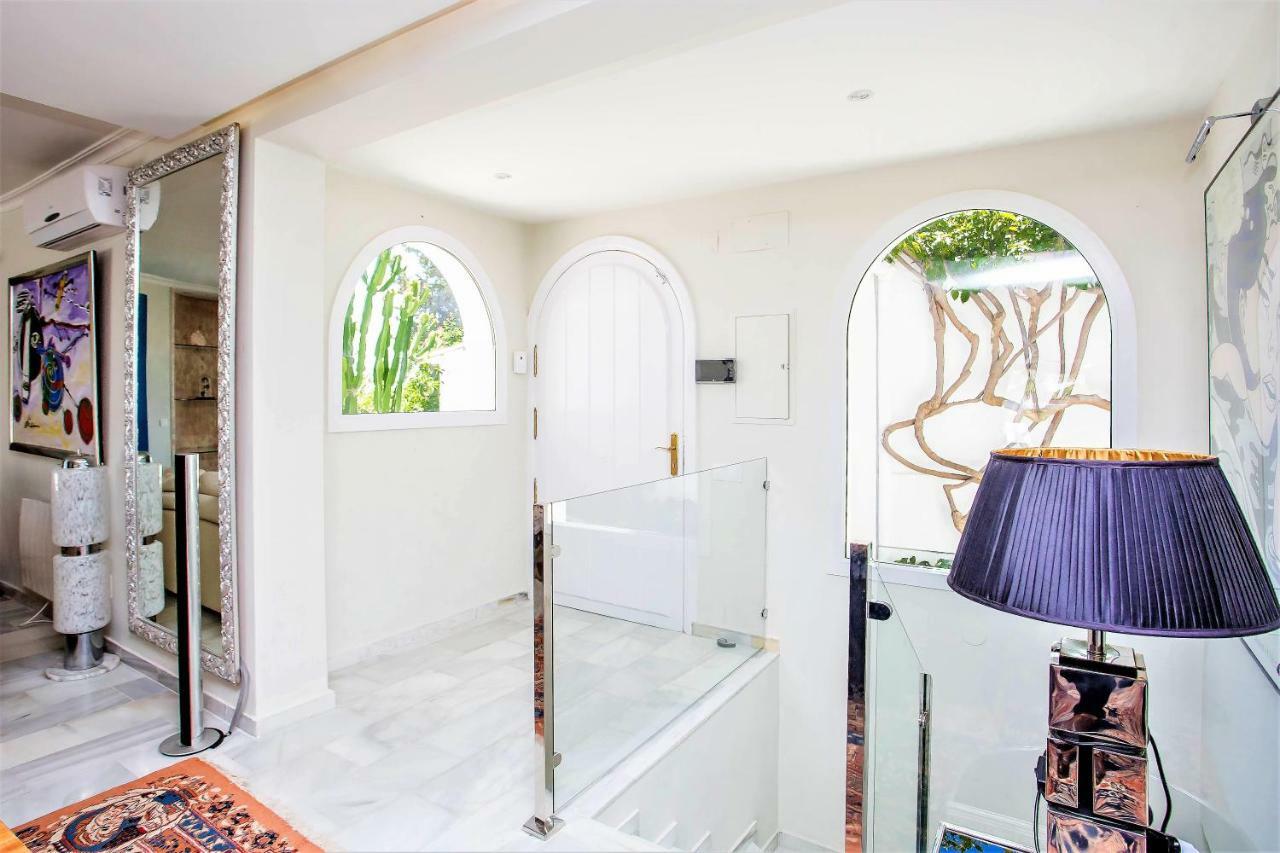 Luxury Villa With Swimming Pool And Jacuzzi Marbella Kültér fotó