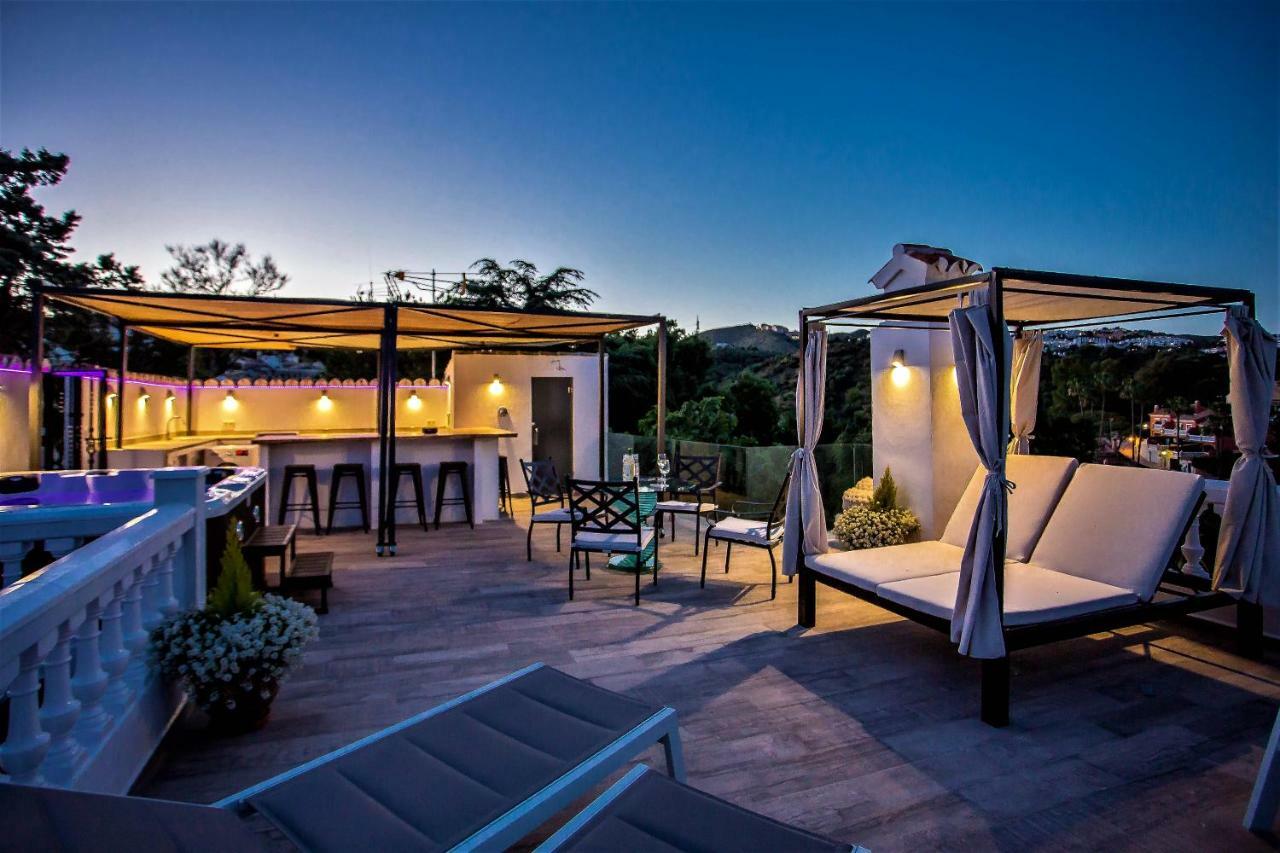 Luxury Villa With Swimming Pool And Jacuzzi Marbella Kültér fotó